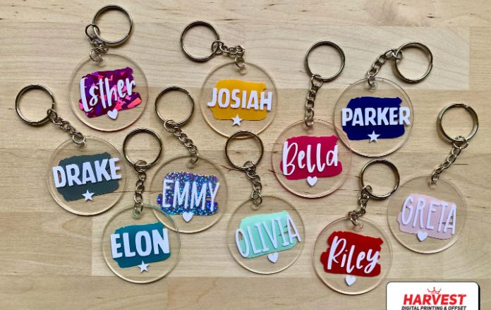 harga gantungan kunci akrilik