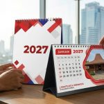 cetak kalender duduk